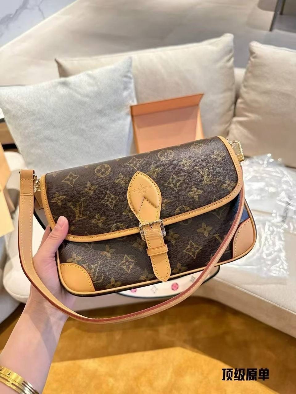 louis vuitton сумка на плечо,сумка louis vuitton женская,сумка багет луи виттон,сумка louis vuitton,lv louis vuitton женская модная классическая сумка через плечо