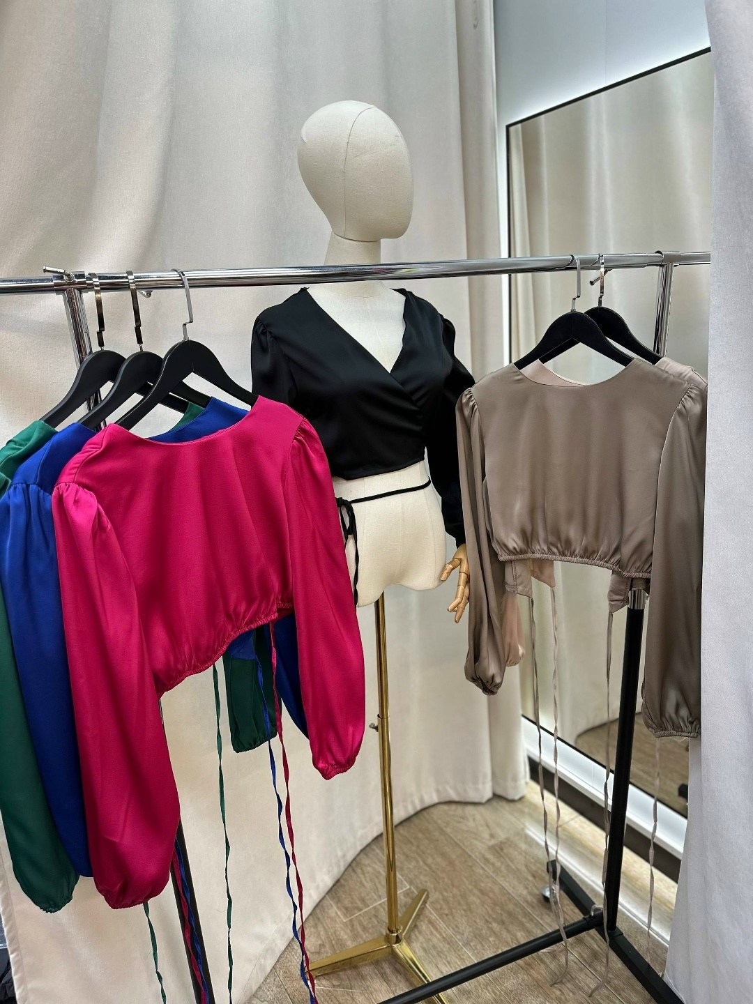 атласное платье,вечерний костюм с юбкой,модное платье,шикарная одежда,блузка женская