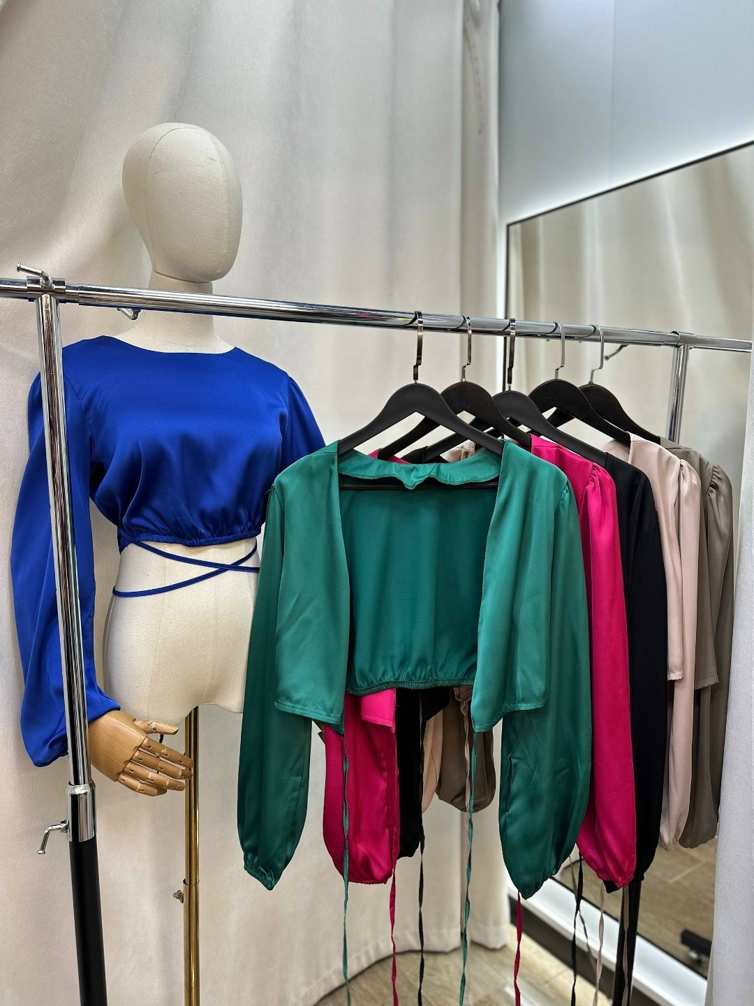 атласное платье,вечерний костюм с юбкой,модное платье,шикарная одежда,блузка женская