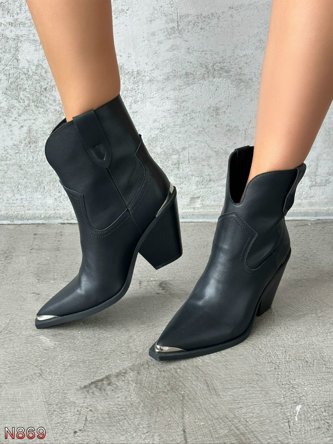 казаки демисезонные ботинки замшевые,ботинки казаки демисезонные замшевые vento vivo,ботинки женские демисезонные казаки замшевые reversal, женская,замшевые казаки