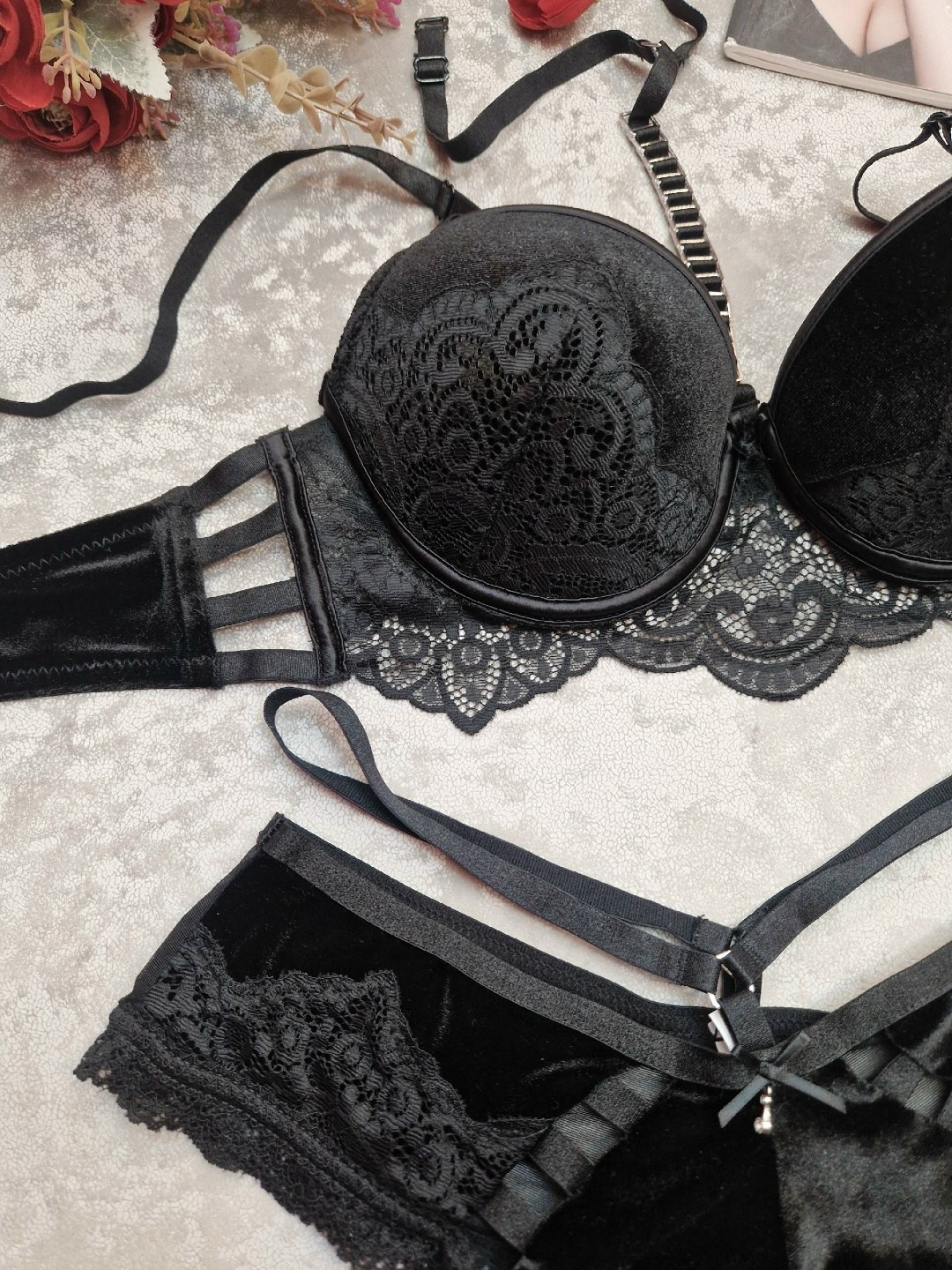 комплект нижнего белья черный,комплекты нижнее белье женский,комплект нижнего белья,женские комплекты белья,бархатный комплект нижнего белья