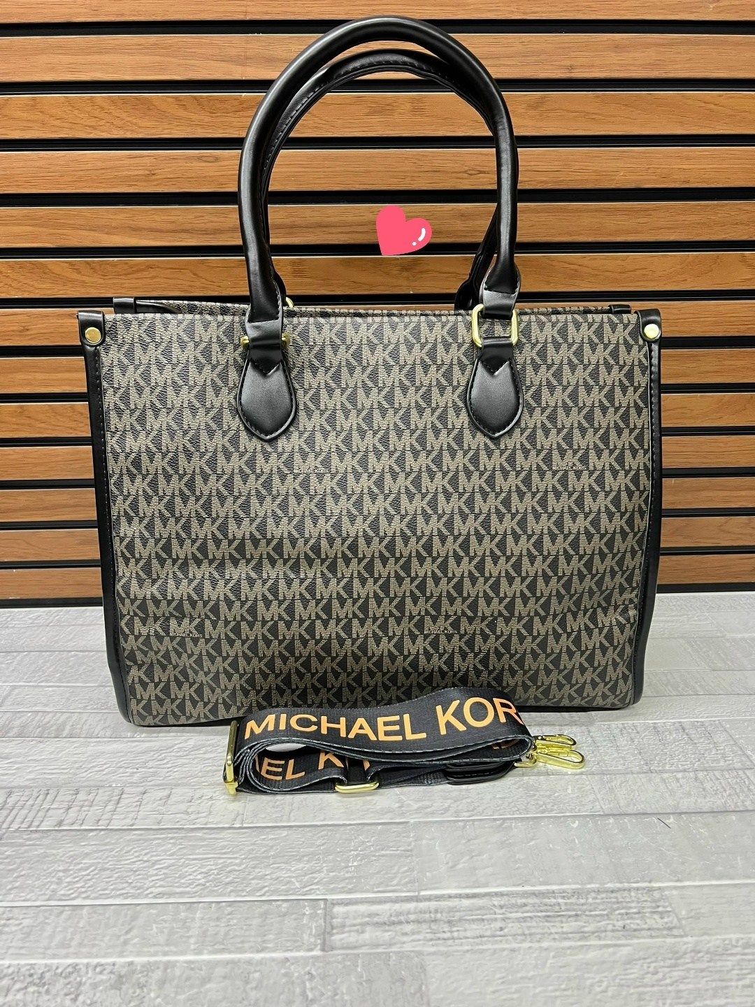 женская сумка michael kors,женская сумка большая стильная michael kors,сумка michael kors,женская сумка серо-чёрная michael kors,сумка michael kors майкл корс а4