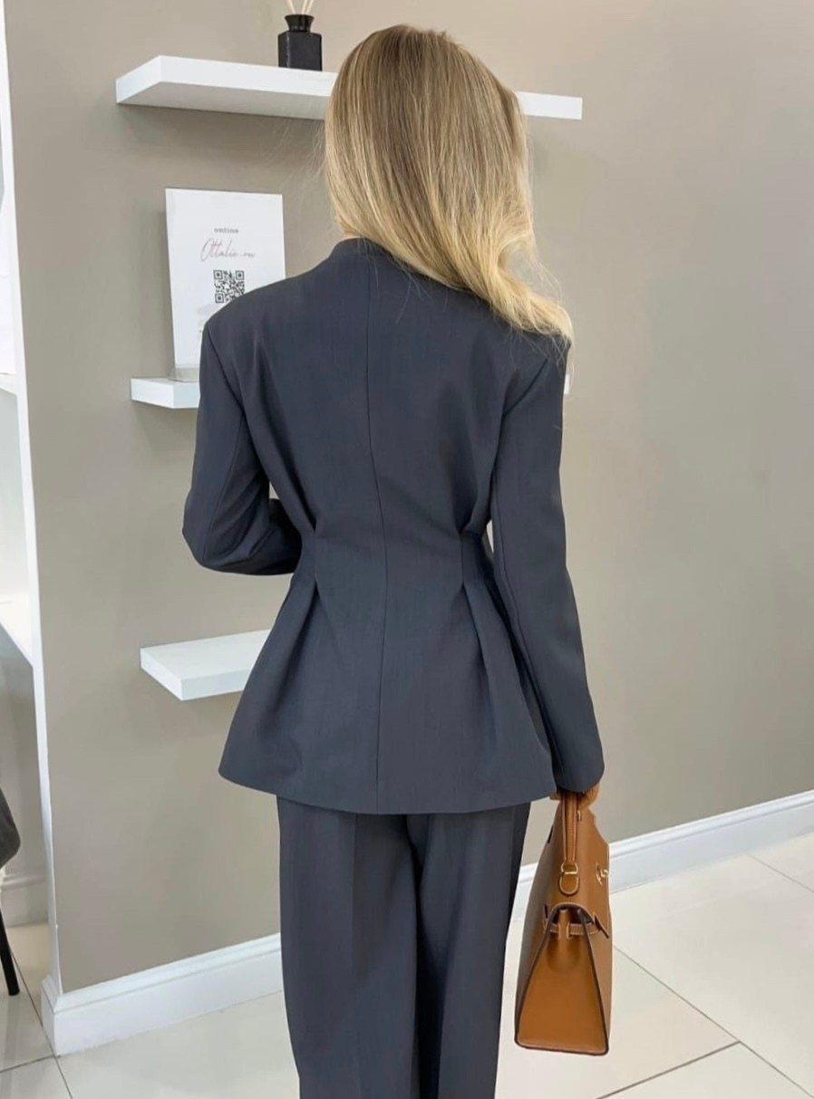 брючный костюм деловой с пиджаком sanro 322318520,брючный костюм,деловой брючный костюм,брючный костюм женский,брючный костюм деловой с пиджаком sanro