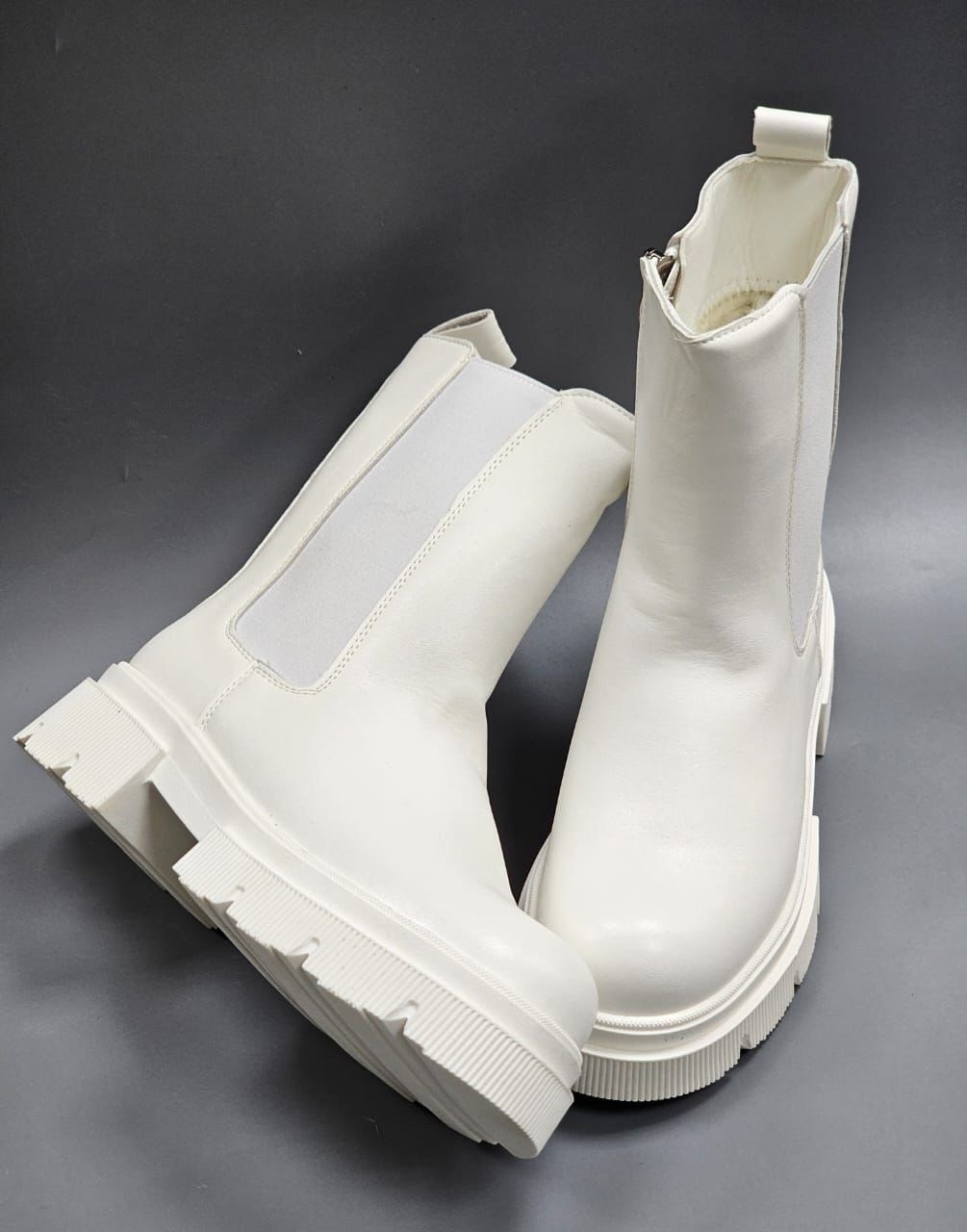 ботинки женские,,белые ботинки страдивариус 2025,бежевые ботинки,полусапоги