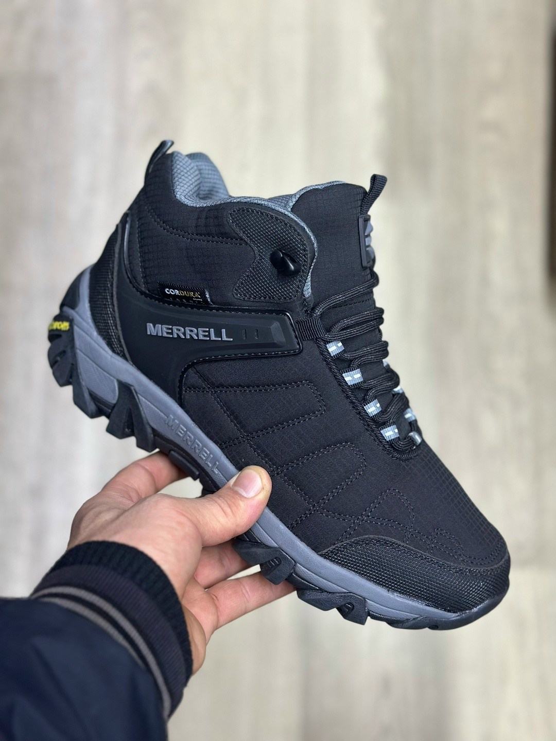 кроссовки мужские зимние merrell,зимние ботинки merrell,кроссовки зимние merrell,кроссовки мужские зимние merrell р-р 40-46,мужские кроссовки merrell