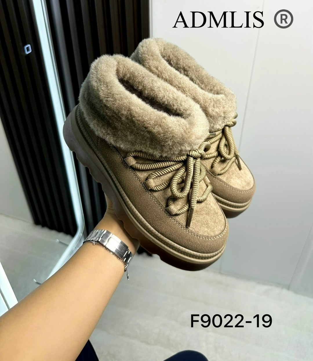 ,женские угги,зимняя женская ,зимние женские ботинки,зимние женские угги