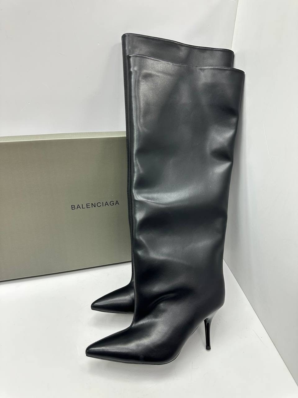 модные сапоги,сапоги на шпильке,,шикарные сапоги,сапоги высокие