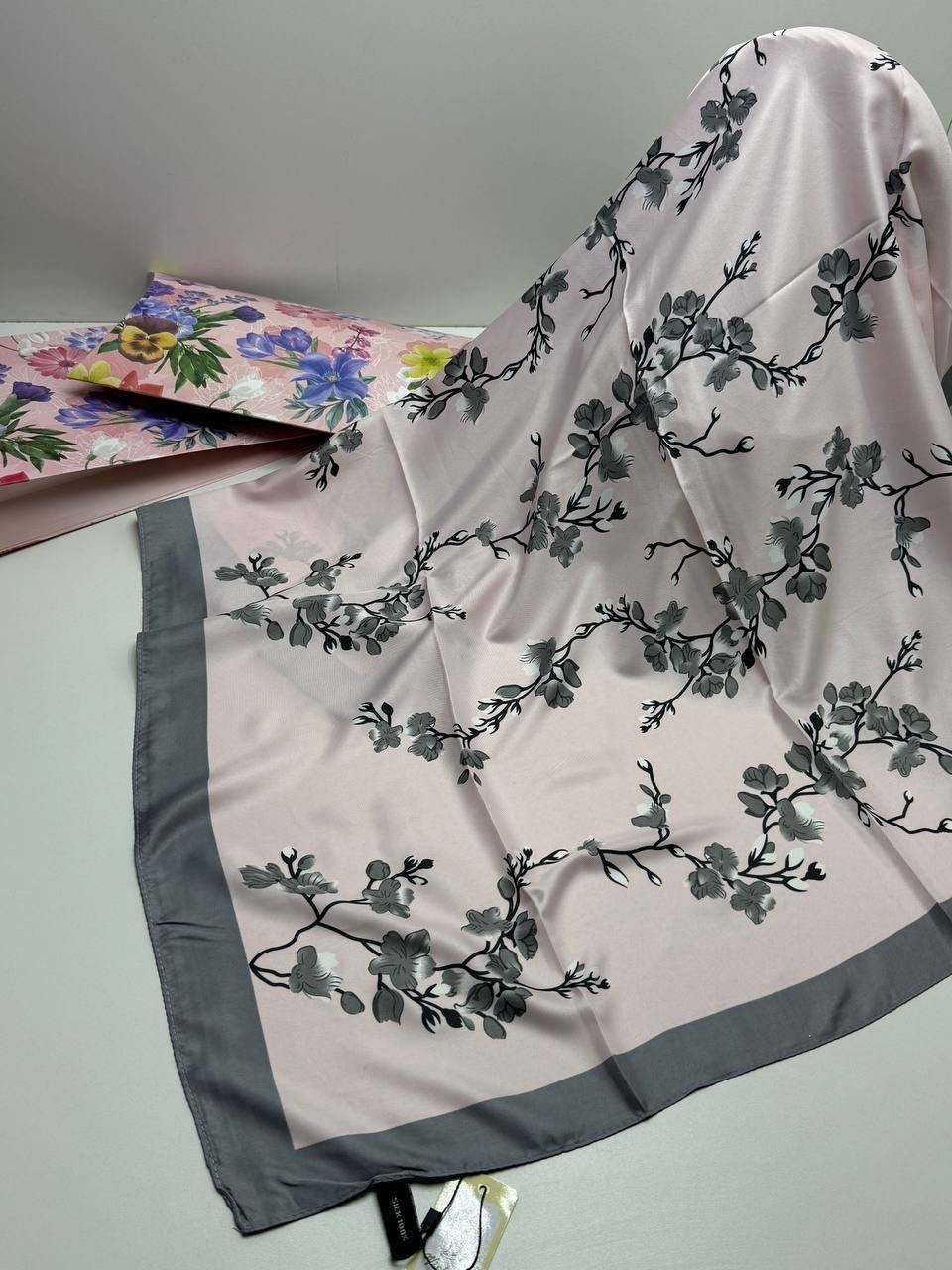 платок шелковый,платок женский,платок шелковый женский,платок,платки шарф