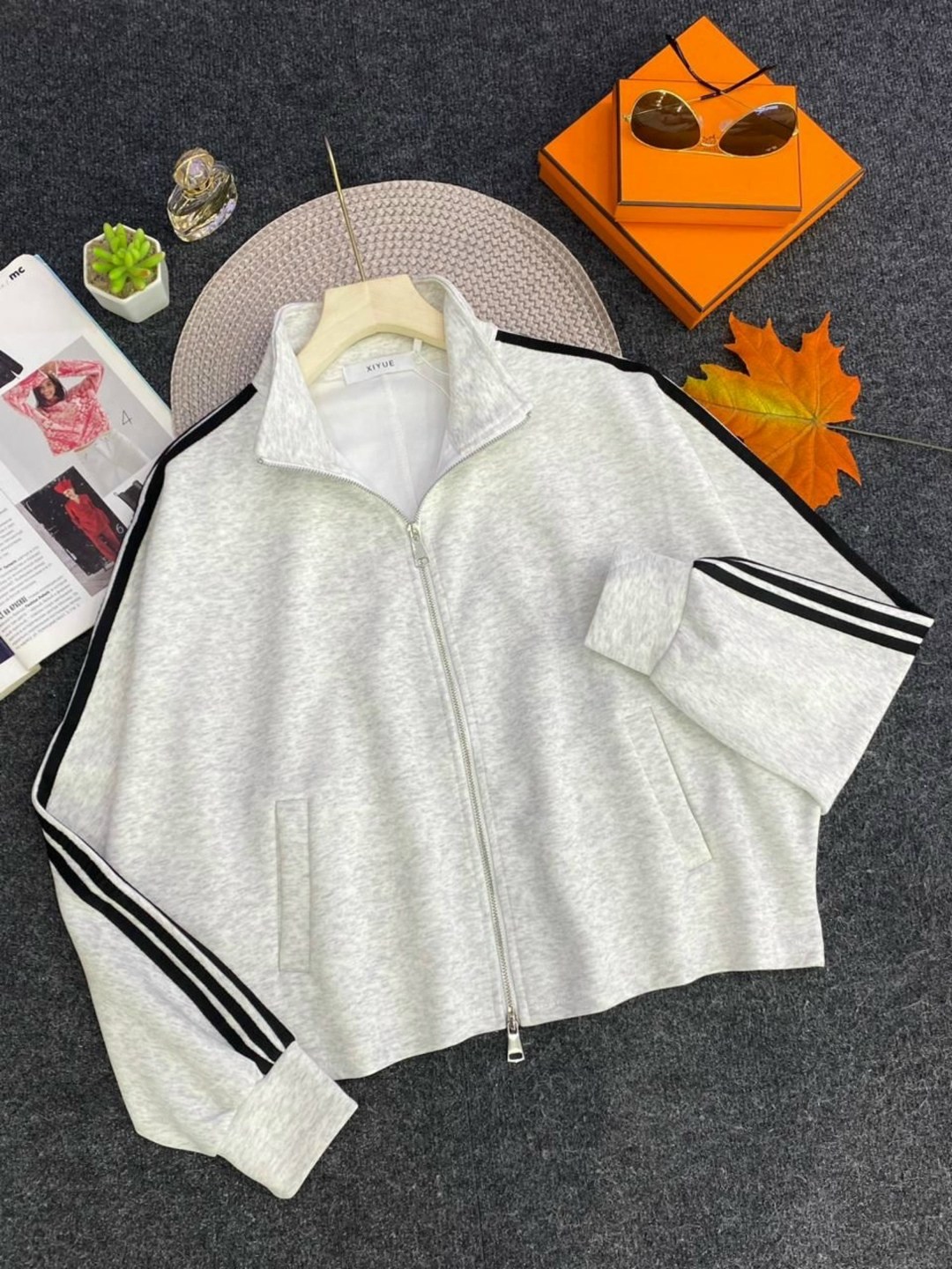 повседневная куртка,куртка модная,модная толстовка,женские спортивные костюмы