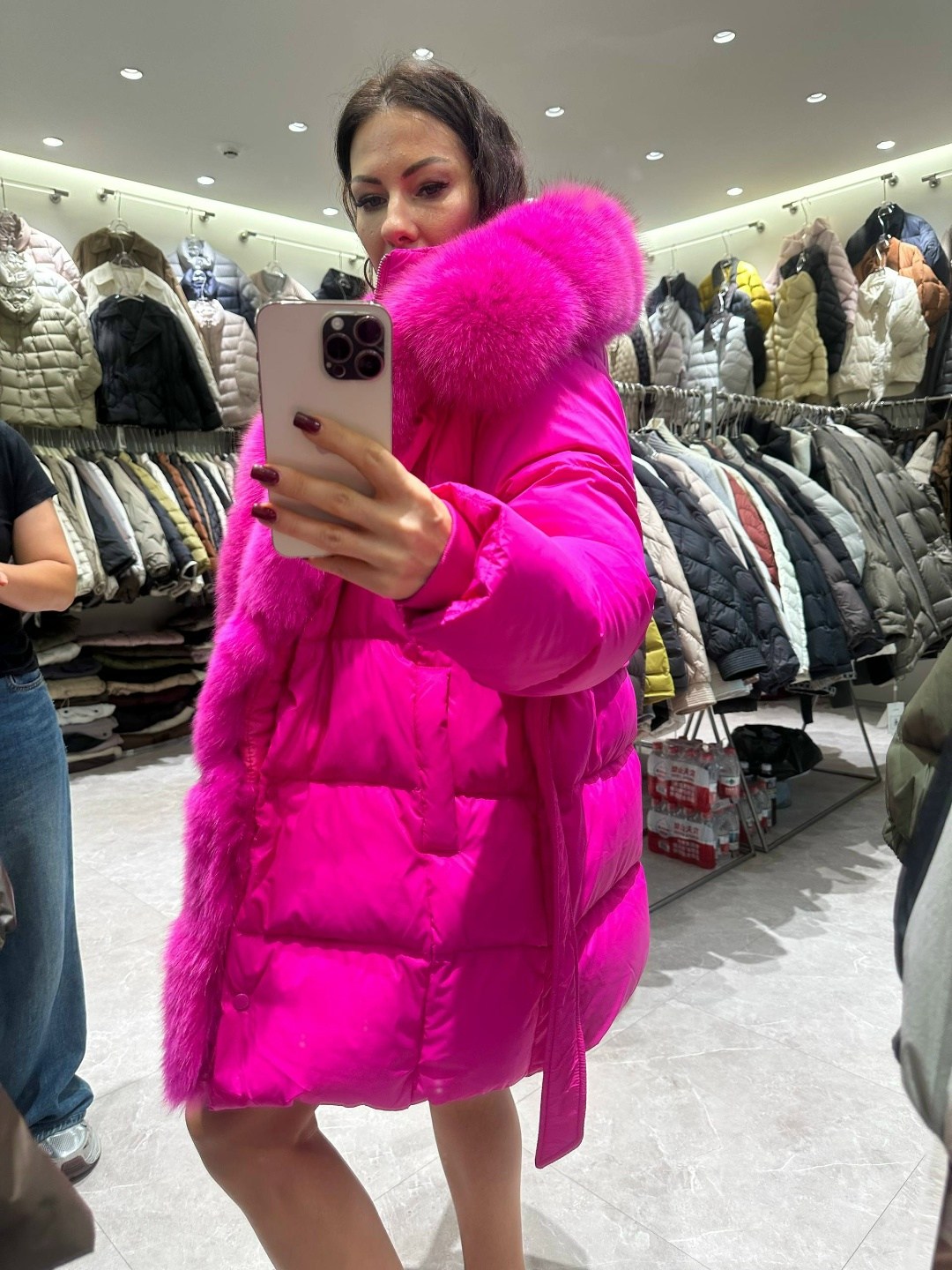 пуховики с мехом,пуховик женский с мехом розовый,пуховик женский,пуховик женский с натуральным мехом,пуховик розовый