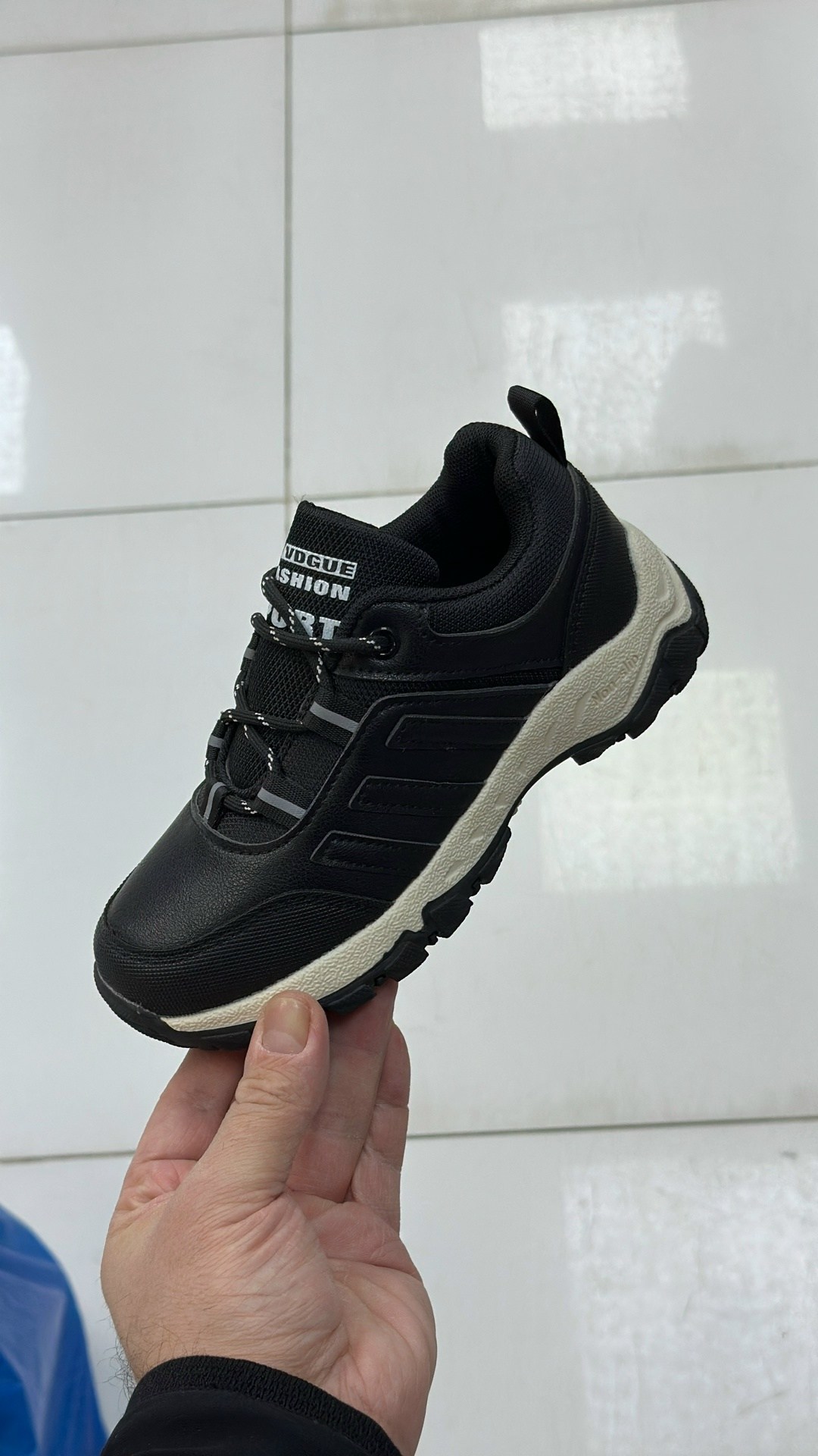 ,кроссовки adidas,кроссовки закрытые,мужские кроссовки,кроссовка