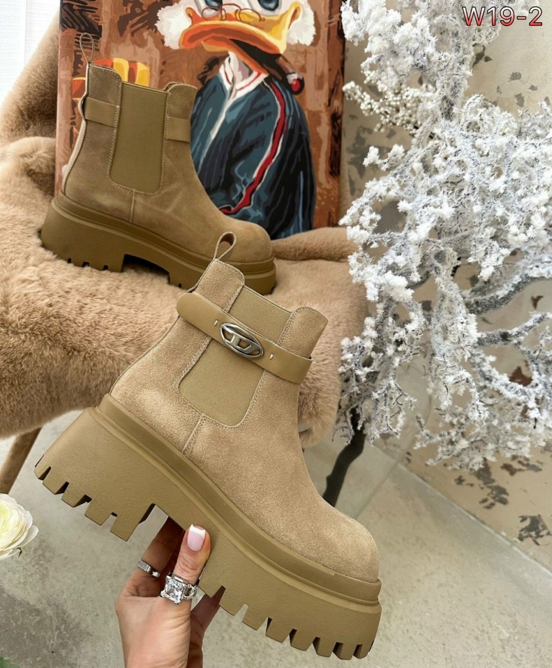 ,женские ботинки,ботинки замшевые miu miu,женская ,ботинки