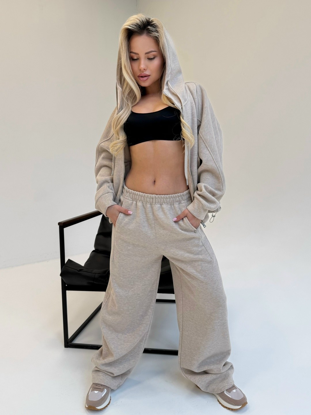 спортивный костюм,женский трикотажный костюм с брюками,костюм,костюм двойка брючный теплый темно-серый,трикотажные костюмы женские