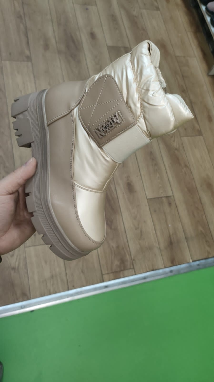 дутики ботинки зимние на платформе bella strada,женские дутики,дутики,зимние ботинки женские дутики мода 2025-2025,дутики зимние