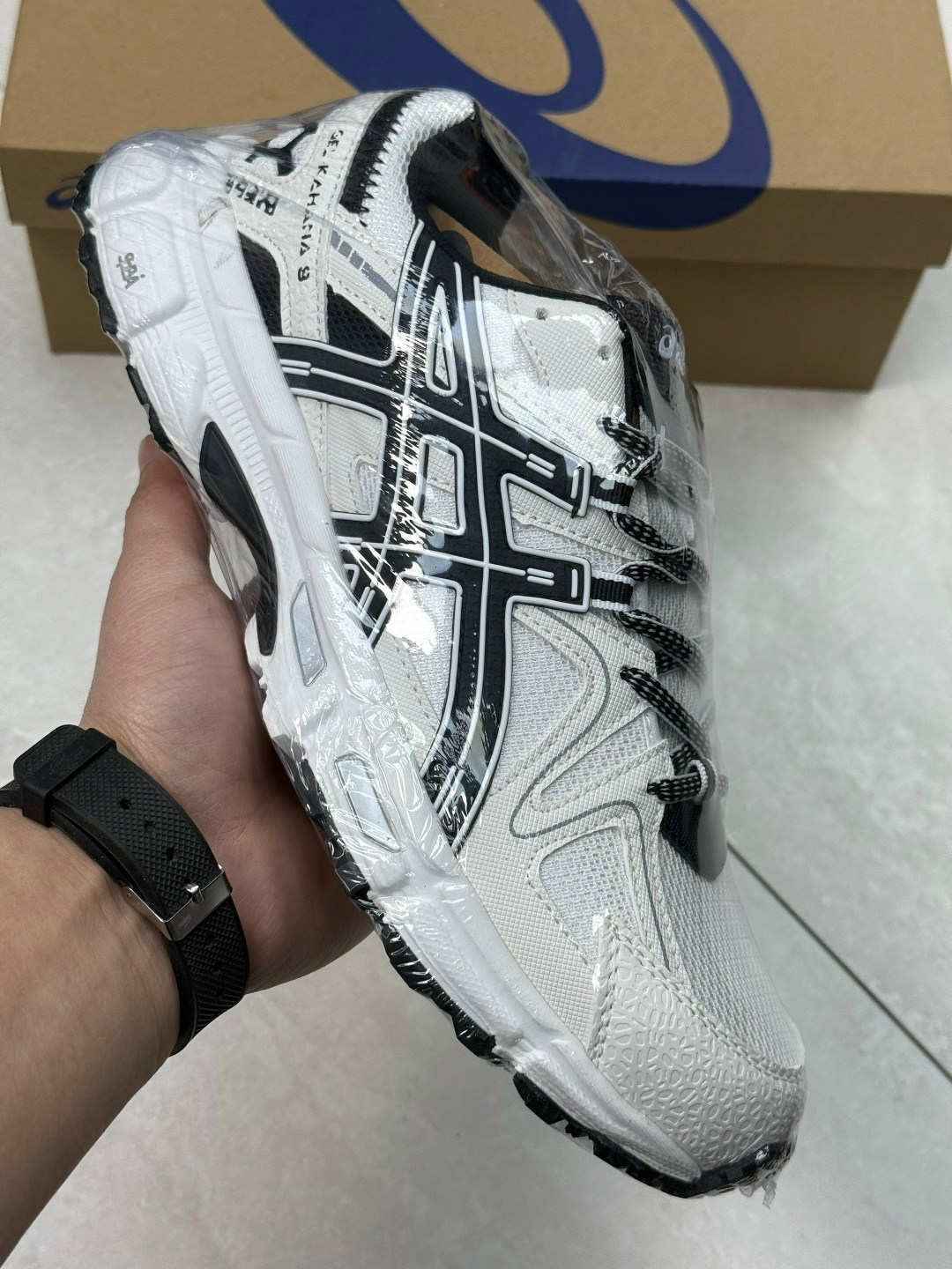 кроссовки asics gel-kahana 8,кроссовки мужские asics gel-kahana 8,мужские летние кроссовки asics gel kahana 8 с черным золотом,кроссовки asics,кроссовки asics мужские