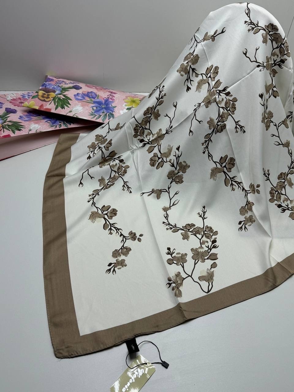 платок шелковый,платок женский,платок шелковый женский,платок,платки шарф