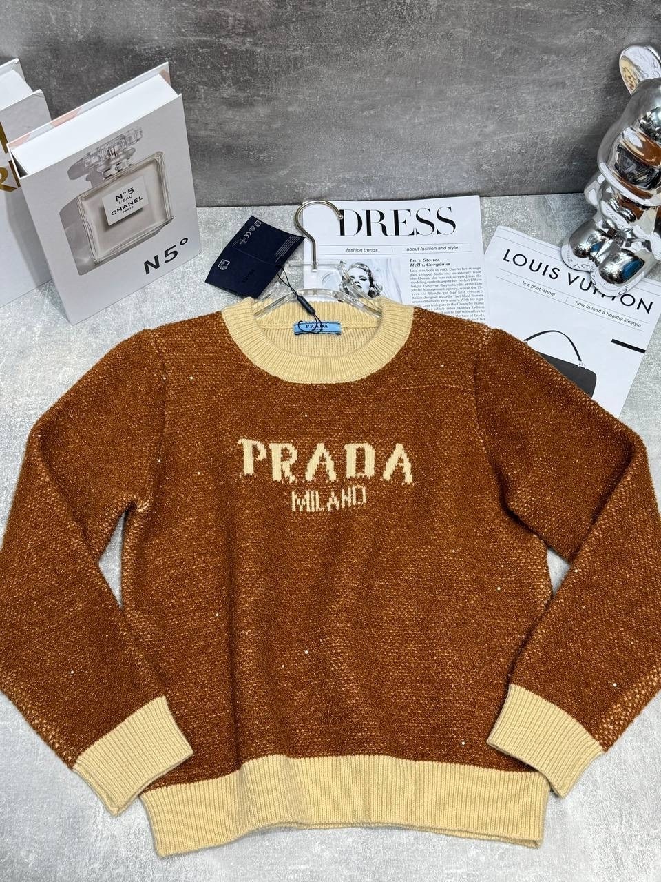 свитер prada,женский свитер,бежевый джемпер,женский джемпер,кофта прада