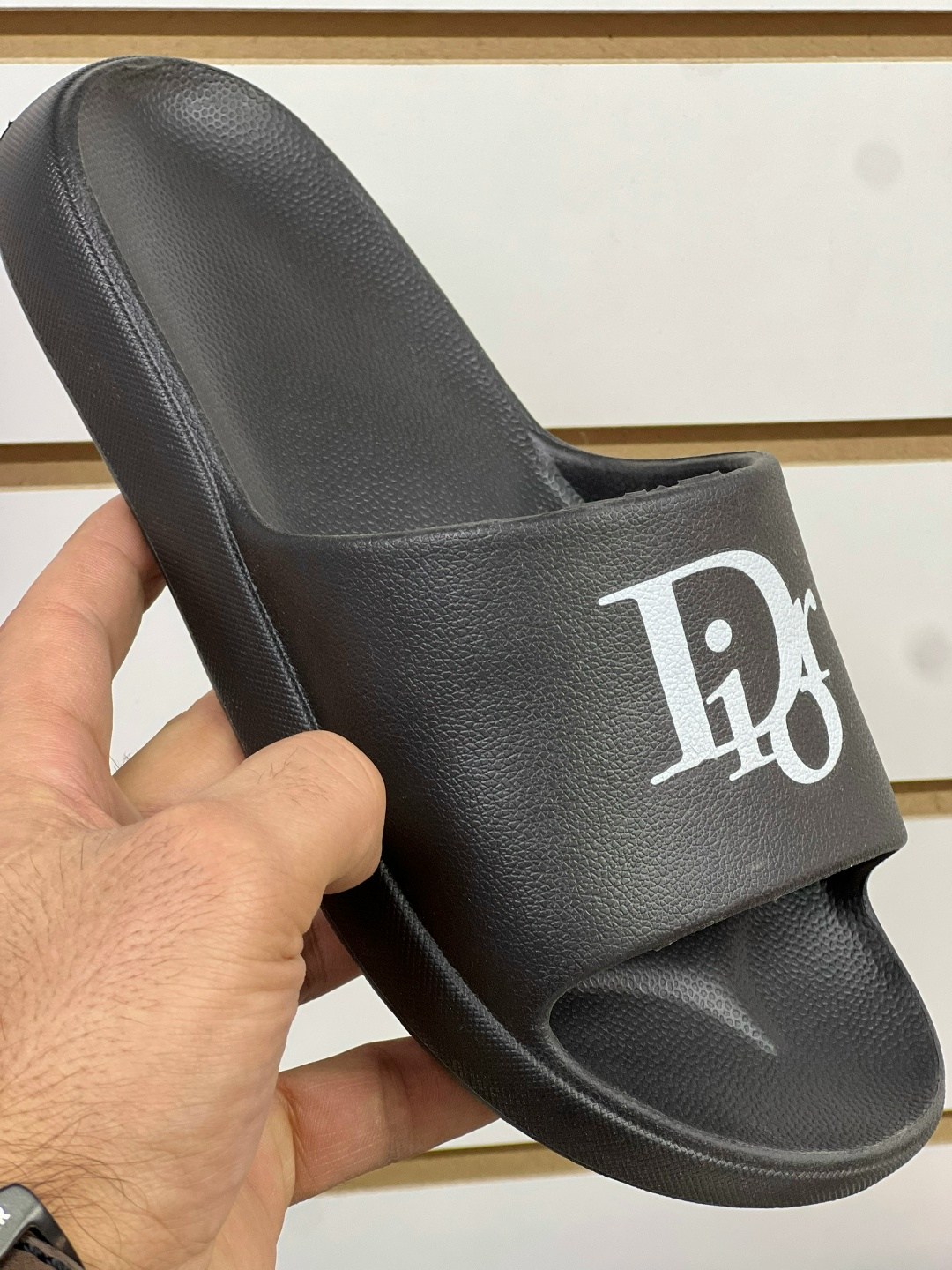 шлепанцы луи виттон белые,шлепанцы луи виттон,шлепанцы женские,,шлепки louis vuitton белые