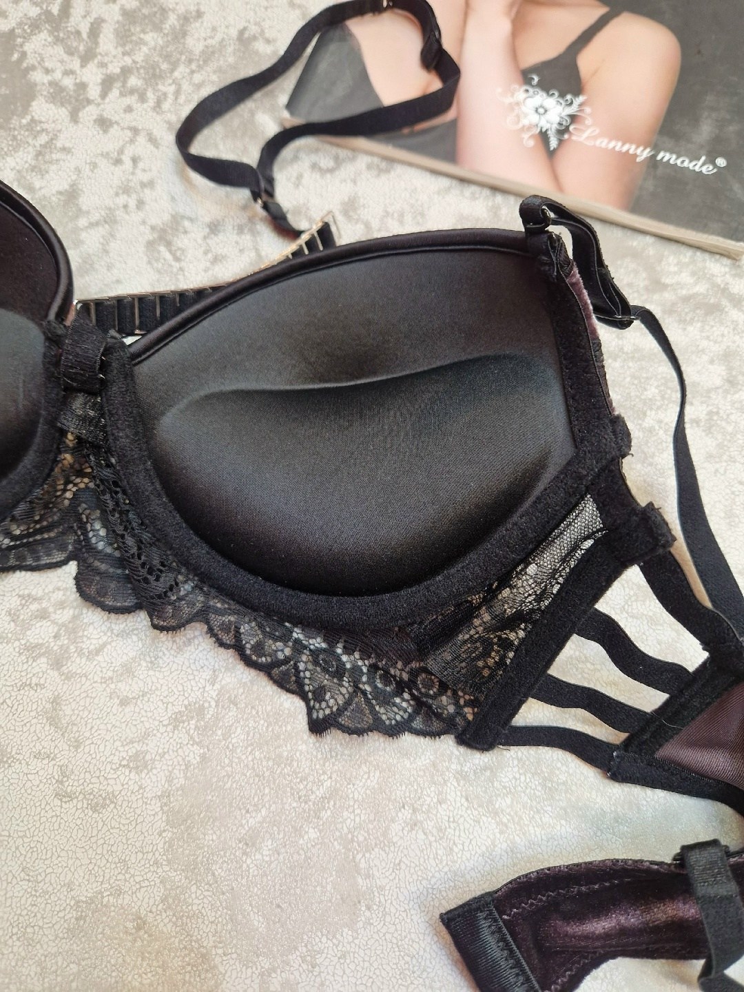 комплект нижнего белья,комплект нижнего белья бархатный,белье женское из бархата,комплекты нижнее белье женский,женские белье