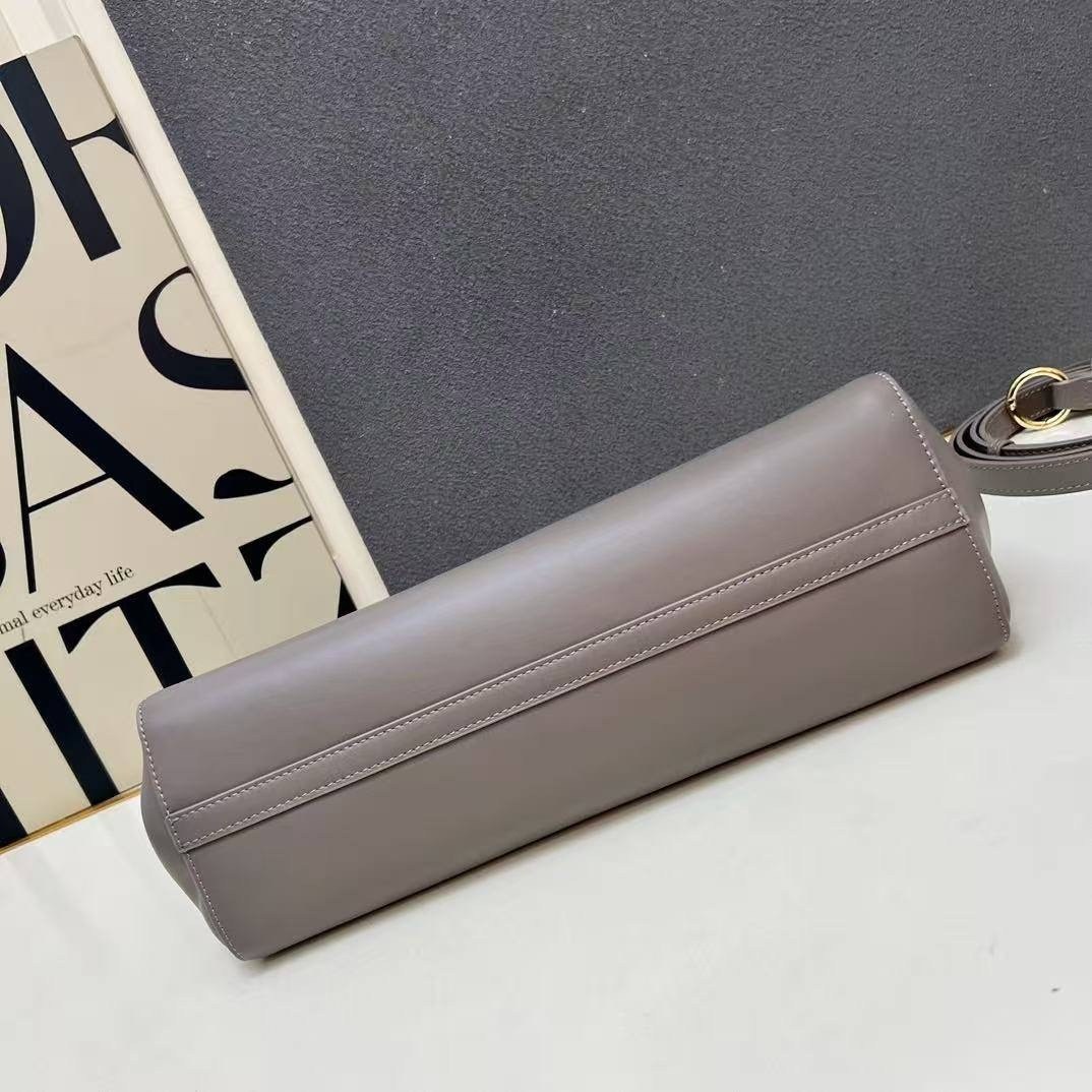 сумка prada,прада сумка,сумочка прада,prada сумка на плечо,сумки женская