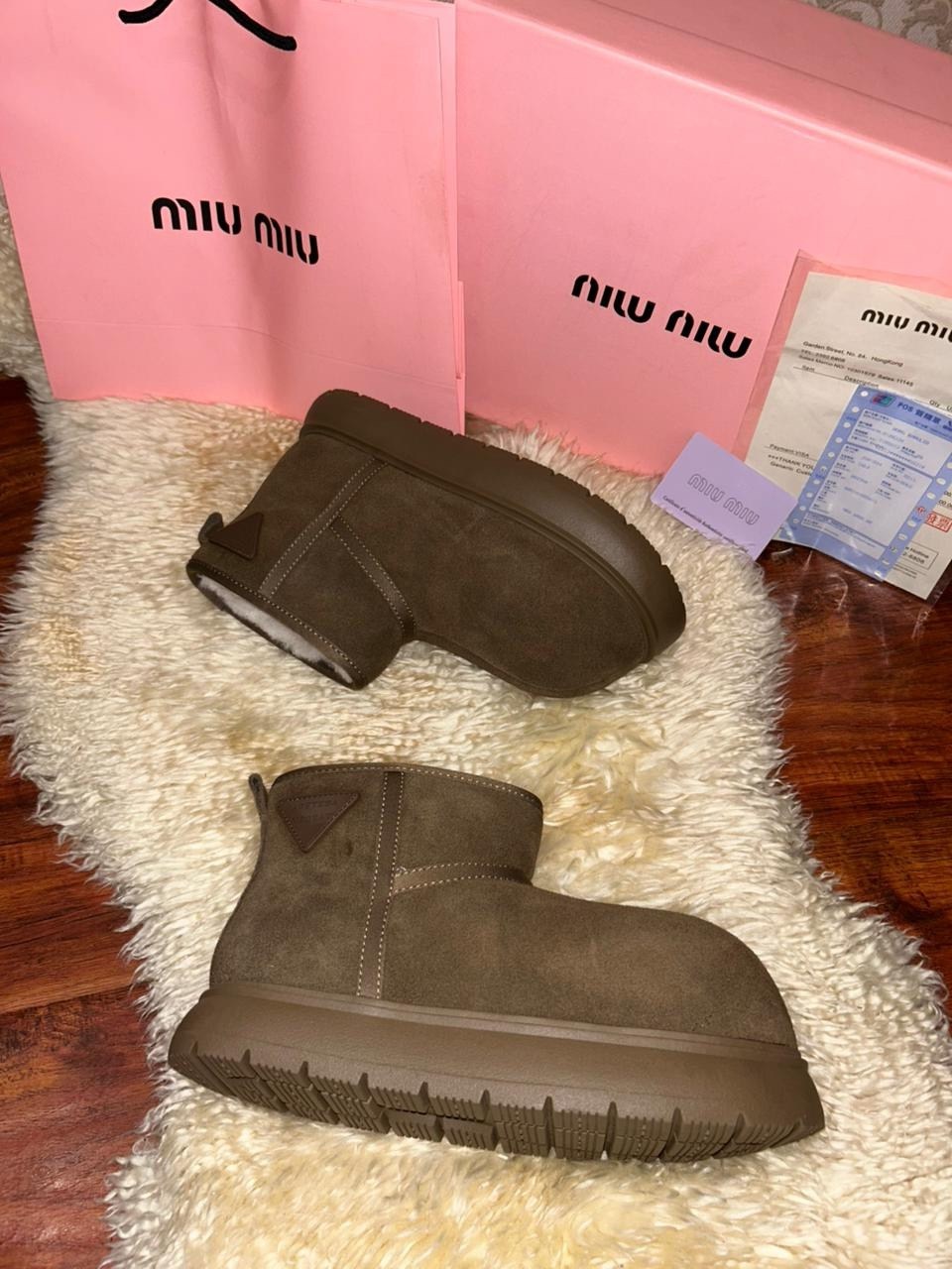 зимние женские угги miu miu,ботинки miu miu,,женские угги,женские угги ugg желто-коричневый