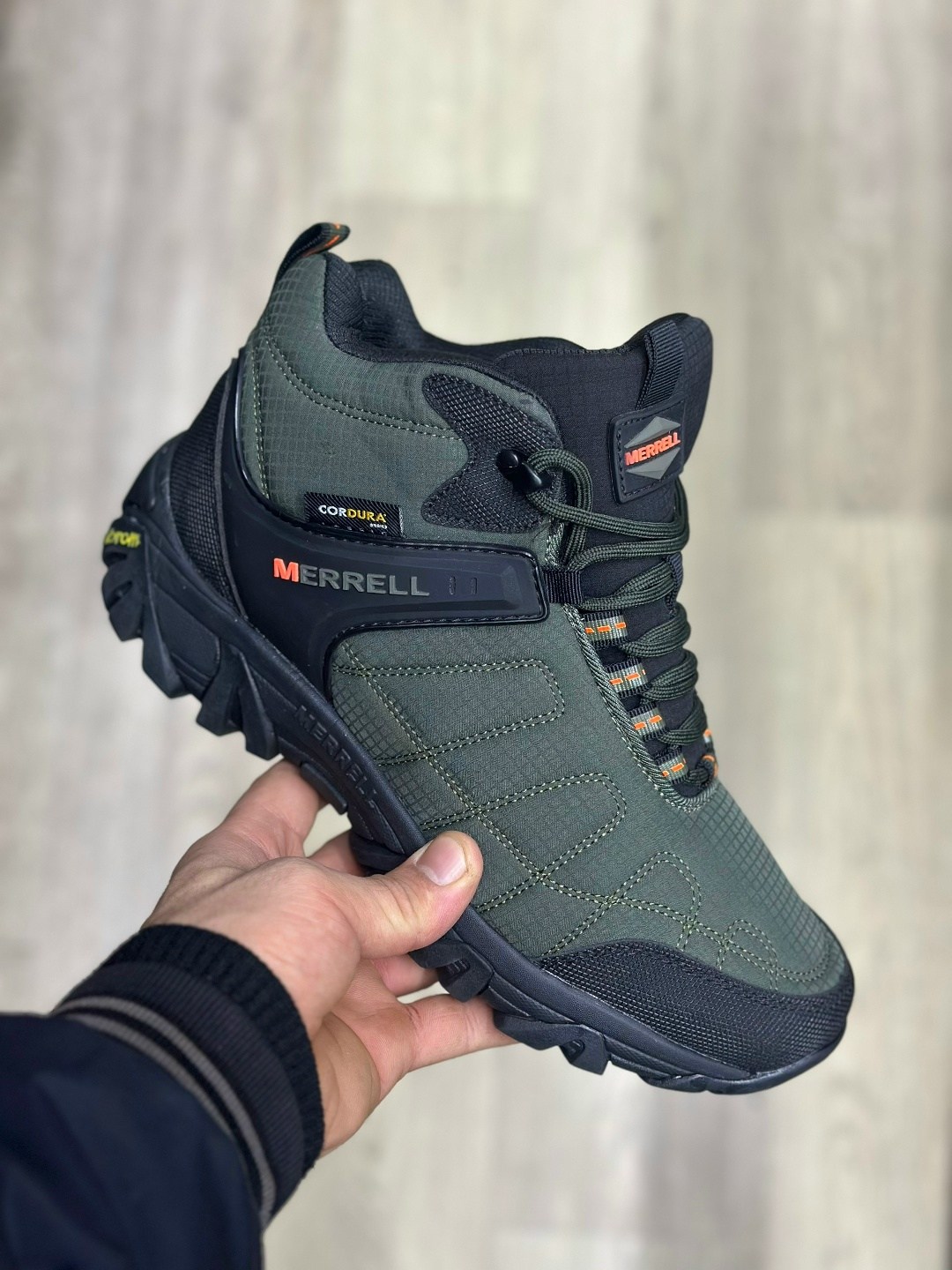 кроссовки мужские зимние merrell,зимние ботинки merrell,кроссовки зимние merrell,кроссовки мужские зимние merrell р-р 40-46,мужские кроссовки merrell