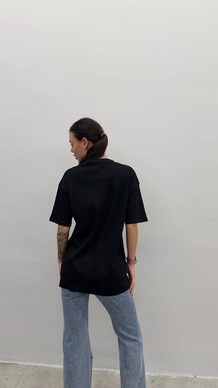 футболка оверсайз женская,футболка черная оверсайз,футболка оверсайз,футболка женская,футболка оверсайз с нашивкой