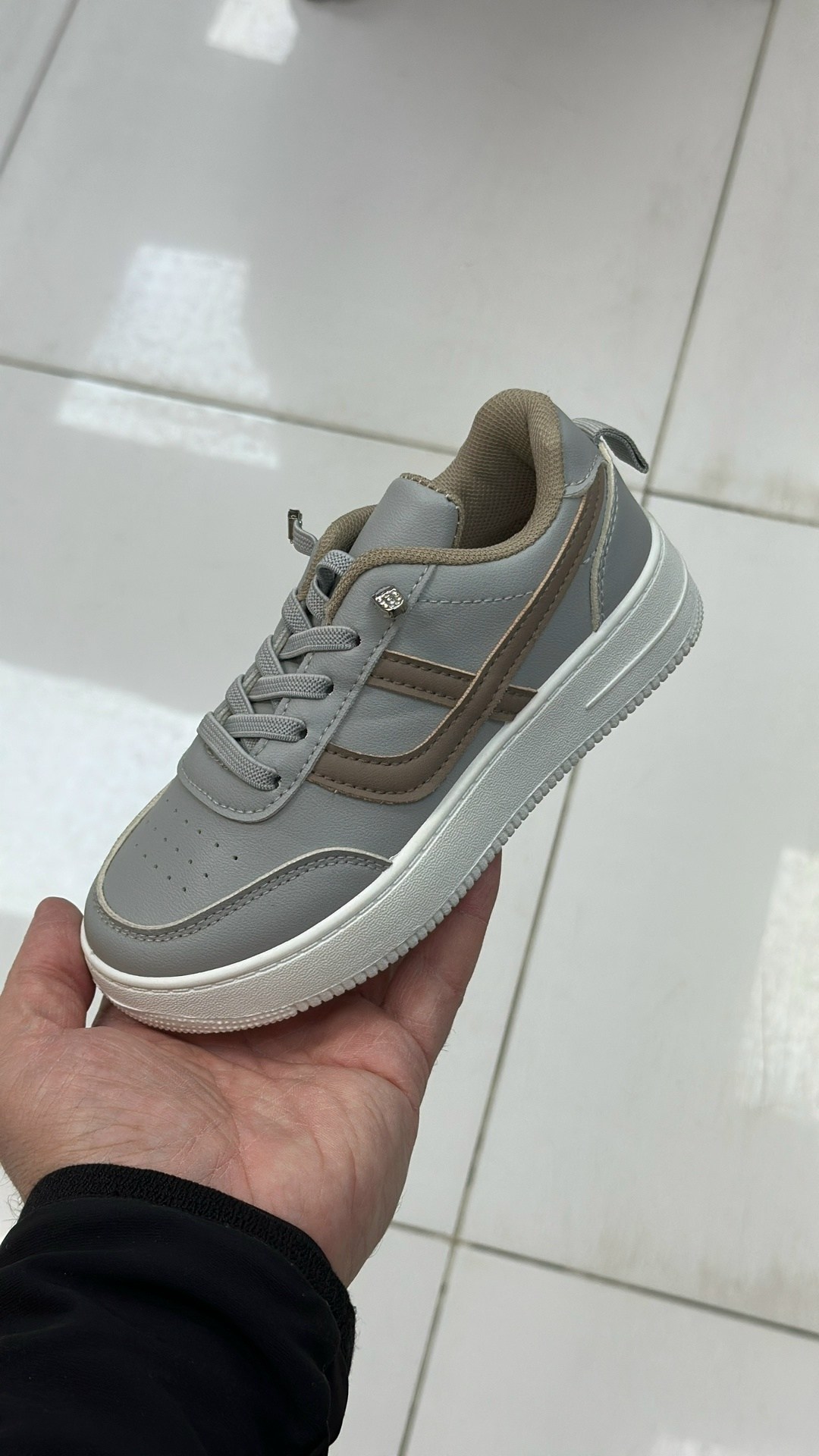 ,кроссовки женские, женская,кроссовки,кроссовки белые