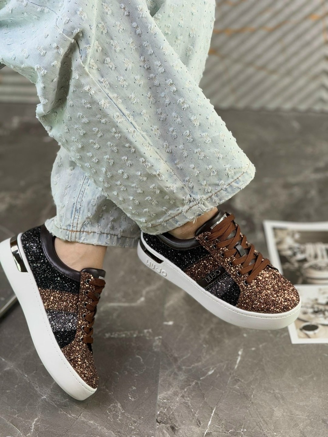 ,женские кроссовки, женская,кеды с пайетками,кеды луи витон женские