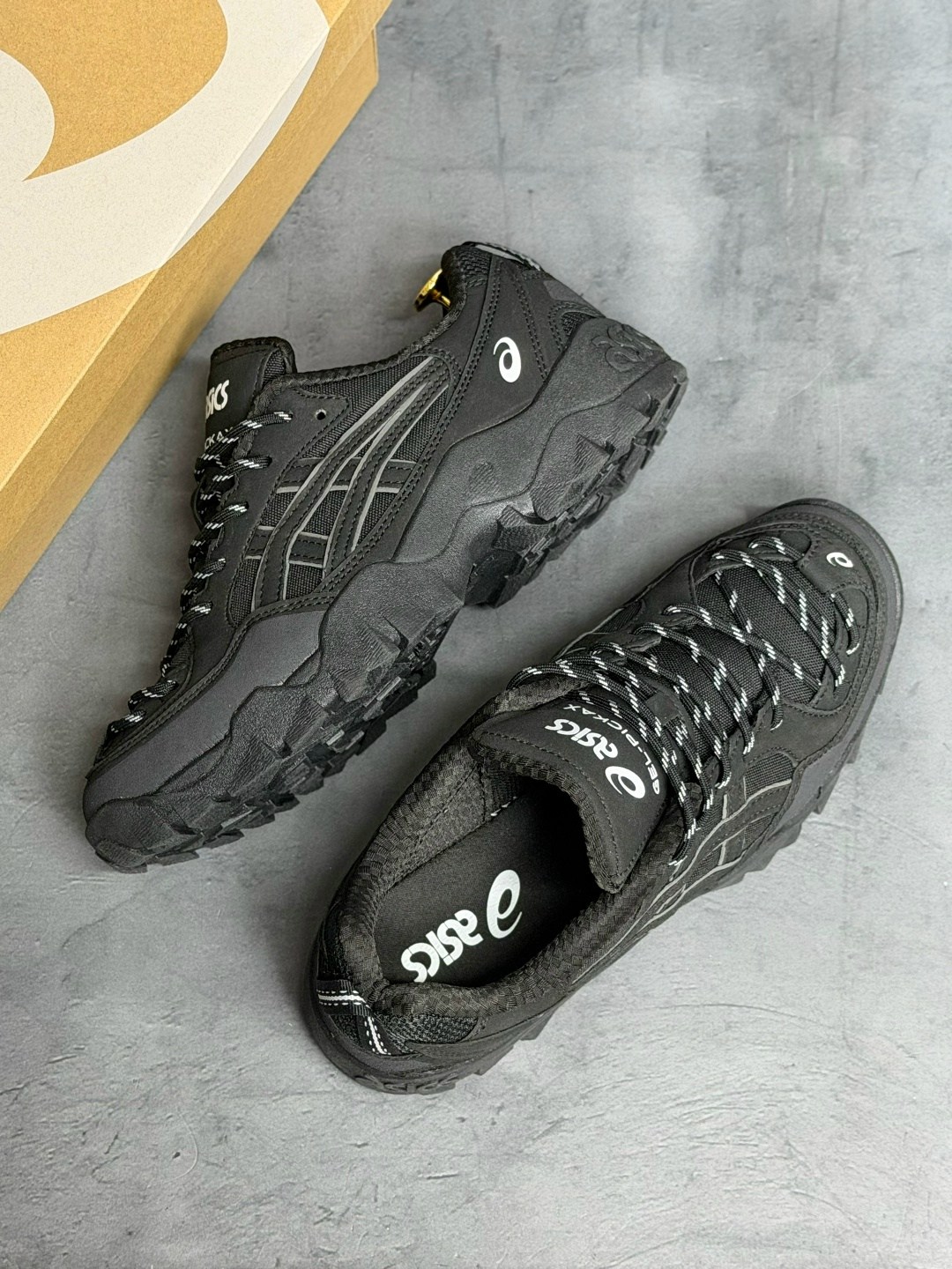 мужские кроссовки asics,кроссовки asics gel-pickax black,кроссовки asics gel pickax,кроссовки asics,кроссовки asics gel