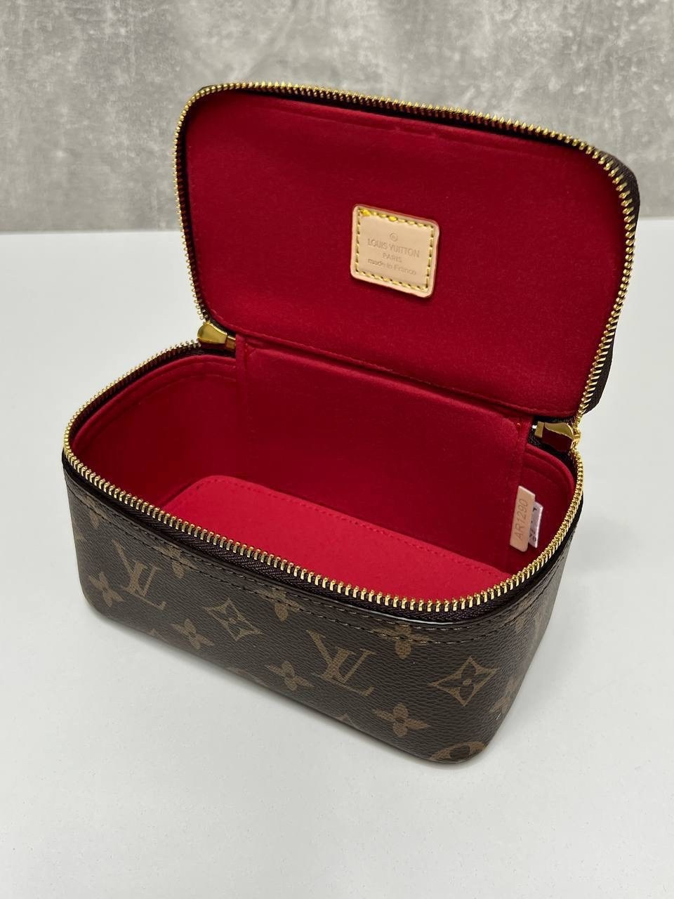 косметичка louis vuitton,louis vuitton косметичка louis vuitton,косметичка луи витон оригинал,луи виттон косметичка,cумка louis vuitton