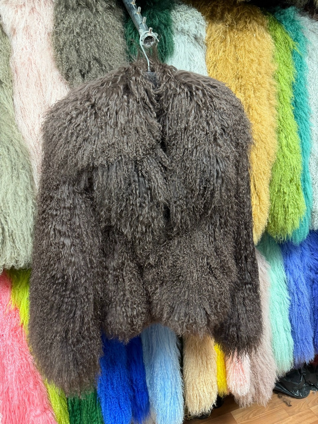 монгольская овечья шуба высокого качества,меховая куртка,мех ламы натуральный,шуба из ламы,женская шуба из монгольского меха