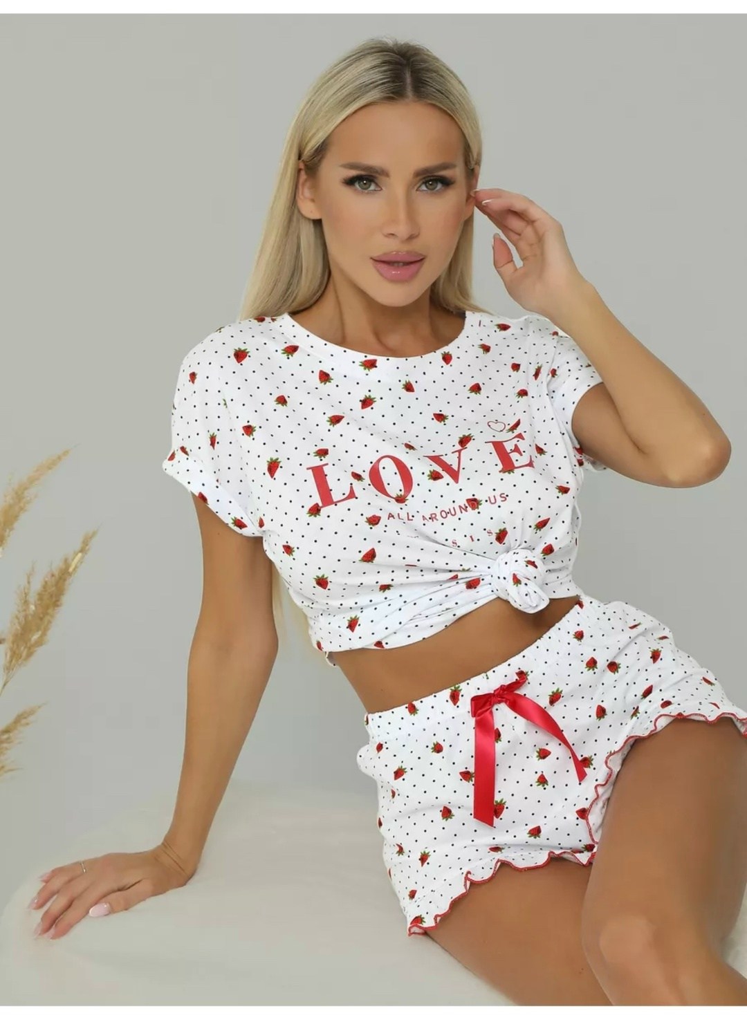 пижама женская 50р белый в горошек,пижама с шортами и футболкой с сердечками домашняя morra,женская хлопковая пижама с шортами happyfox,пижама домашняя с шортами и футболкой charmsecret,пижама с шорта