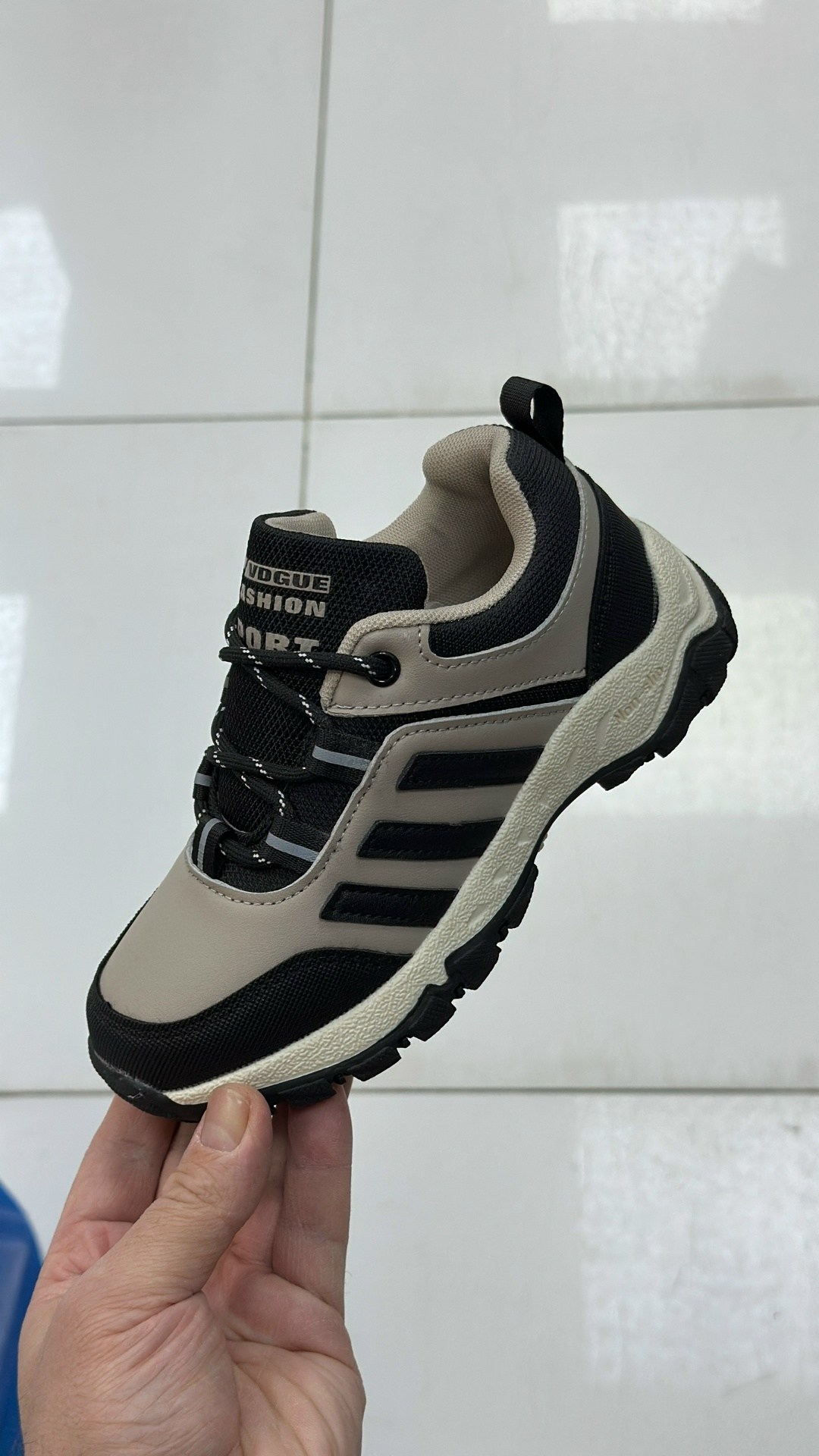 ,кроссовки adidas,кроссовки закрытые,мужские кроссовки,кроссовка