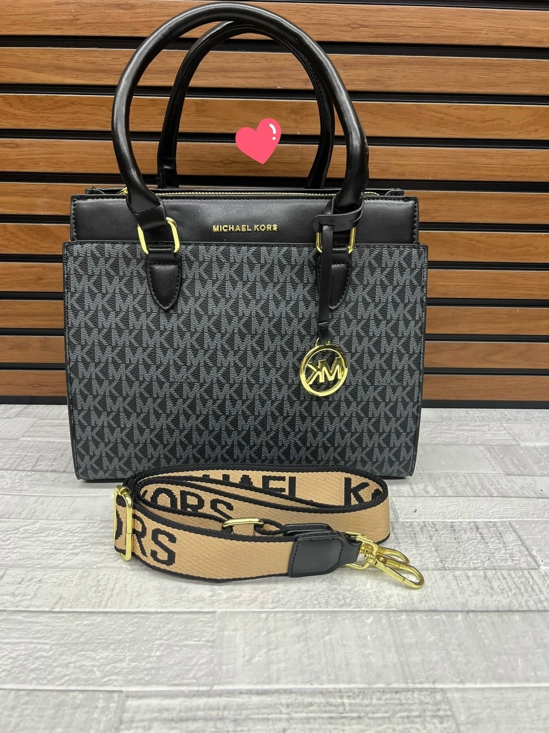 женская сумка michael kors,женская сумка большая стильная michael kors,сумка michael kors,женская сумка серо-чёрная michael kors,сумка michael kors майкл корс а4