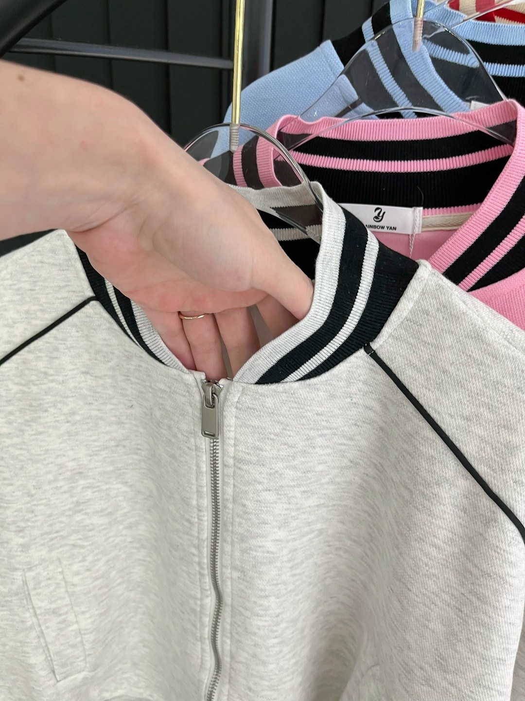 куртка бомбер,модная толстовка,кофта женский,повседневная куртка,женское толстовка