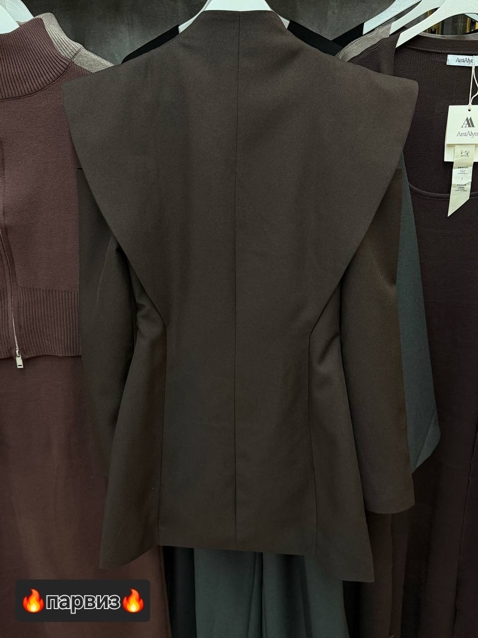 пиджак женский,жакет,стильный пиджак,пиджак,пиджак с открытыми плечами