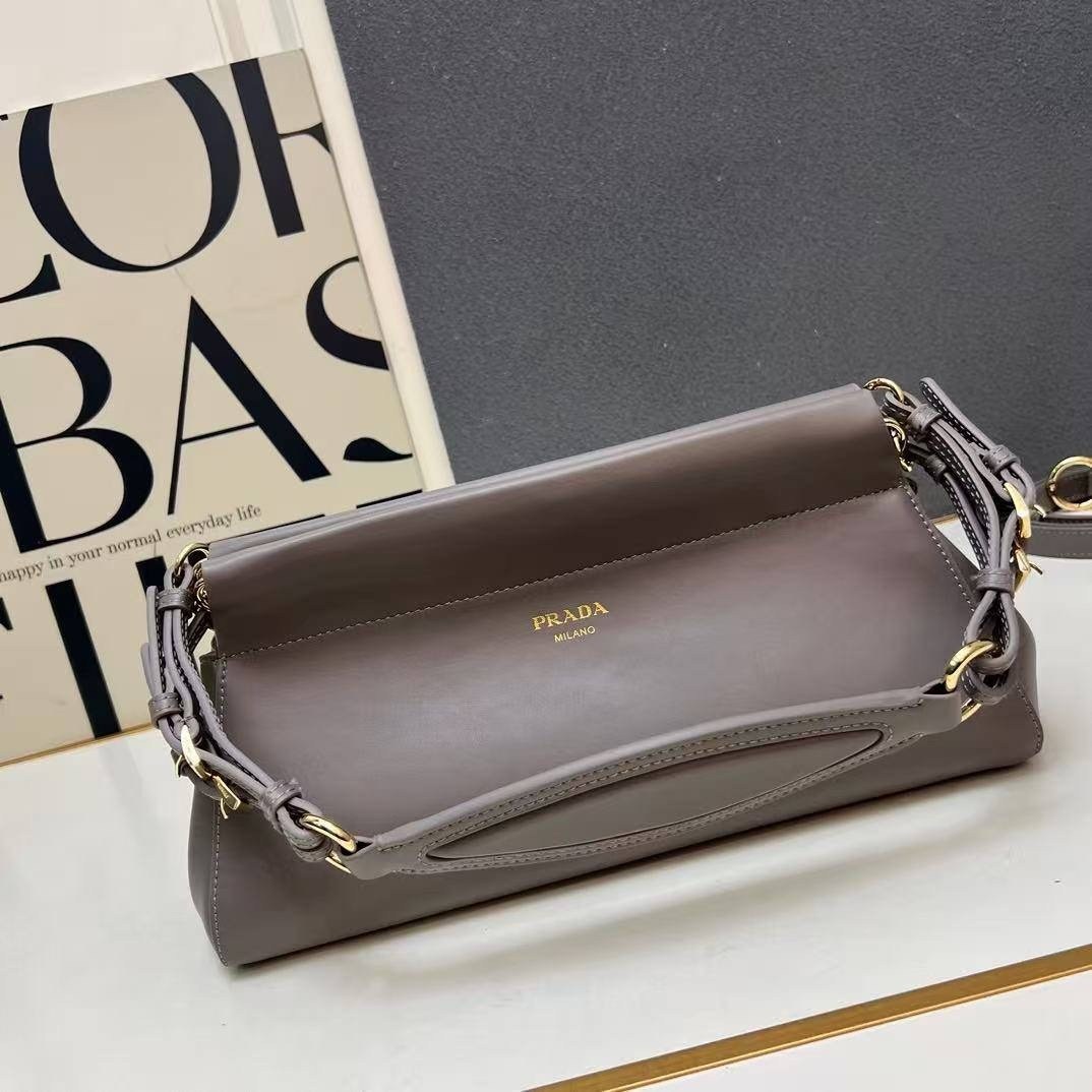 сумка prada,прада сумка,сумочка прада,prada сумка на плечо,сумки женская