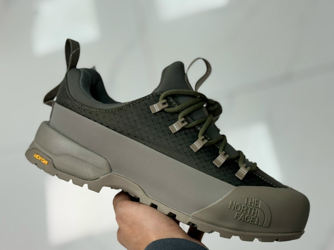 кроссовки glenclyffe gore-tex the north face,кроссовки the north face,черные походные кроссовки the north face glenclyffe,кроссовки the north face gore-tex дышащие непромокаемые,мужские кроссовки the