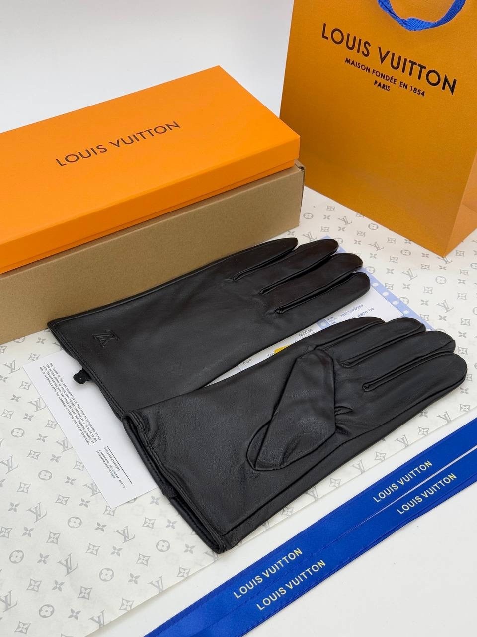 перчатки louis vuitton,louis vuitton gloves,перчатки модные,перчатки,термоперчатки louis vuitton