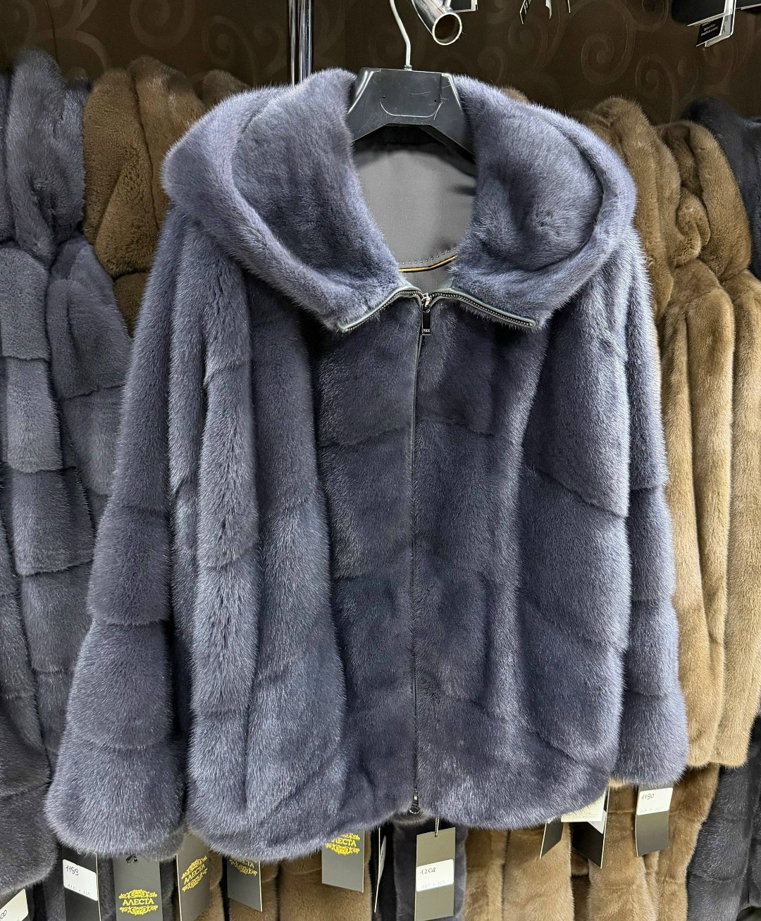 шубка из меха европейской норки с капюшоном цвет голубой,шубка из меха европейской норки с капюшоном цвет лаванда,шубка из меха европейской норки с капюшоном,шуба из меха европейской норки с капюшоном