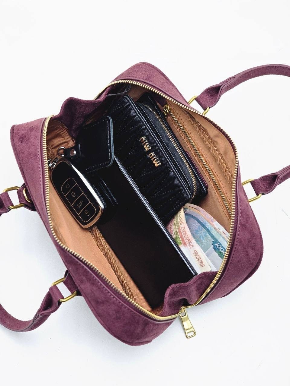 сумка miu miu,сумка,miu miu замшевая серая сумка 23x13 см,сумка женская miu miu,замшевая сумка