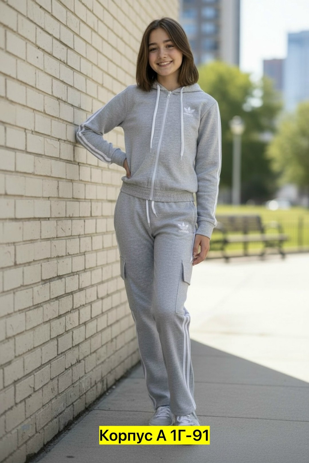 серый спортивный костюм,костюм спортивный,спортивные костюмы адидас женские,спортивный костюм adidas,брюки спортивные adidas w aop pt серые женские