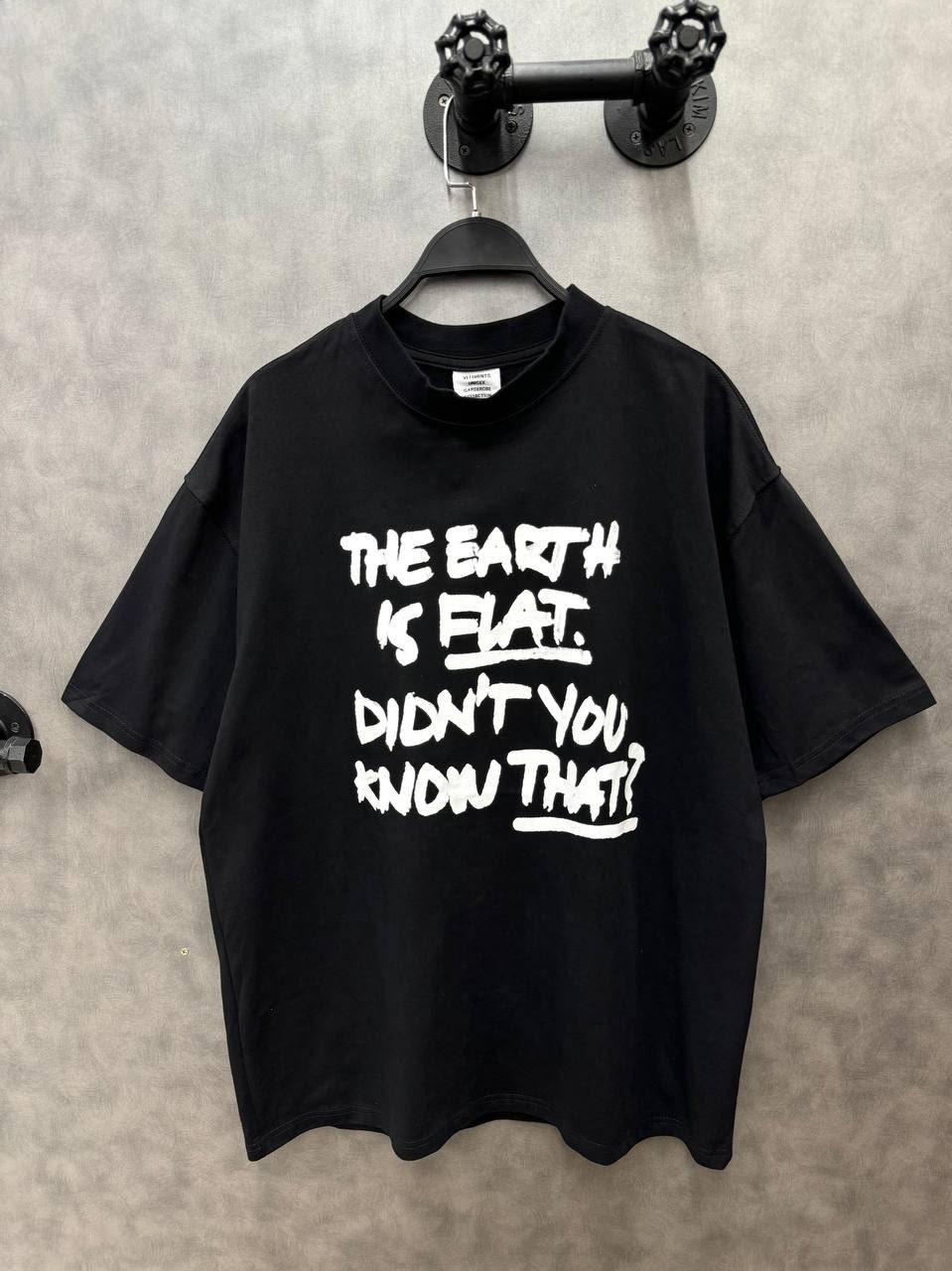 футболка ветмо,футболка,черная оверсайз футболка,стиль футболка,футболки мужские оверсайз