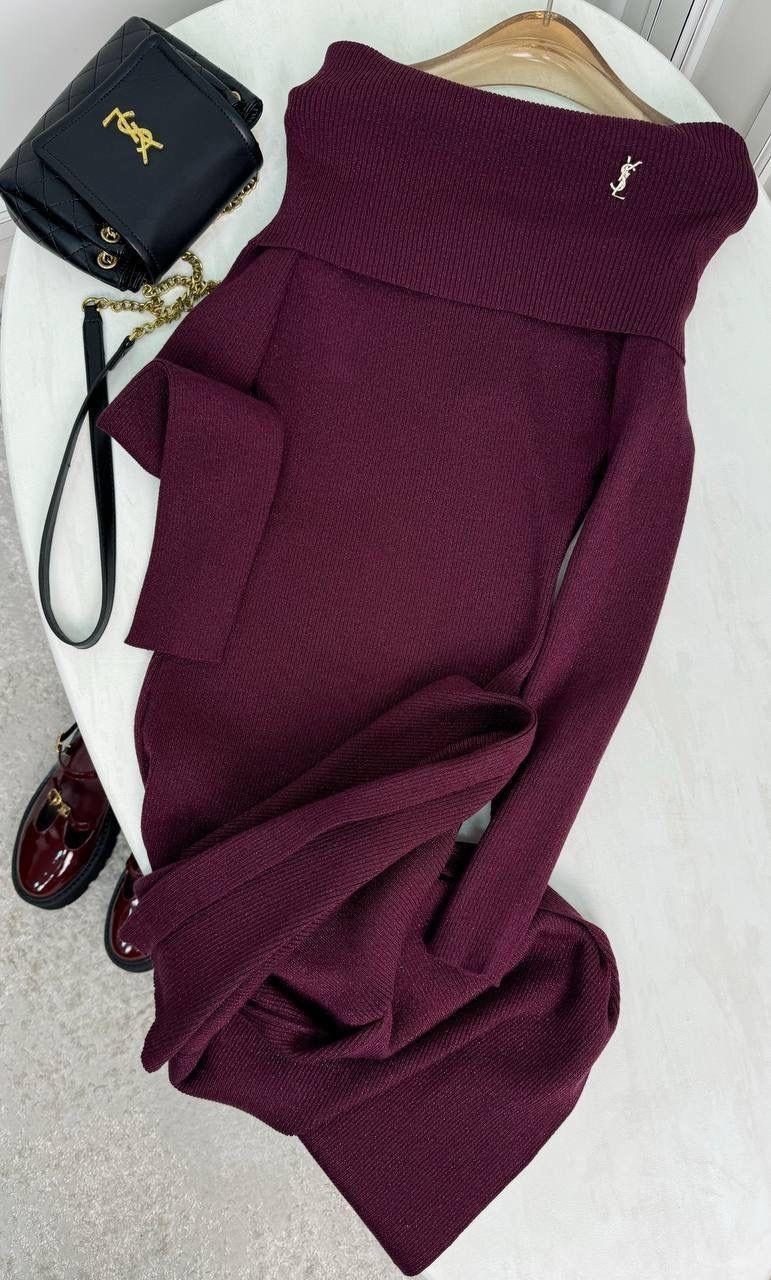 бордовое платье,платье вязаное,платье трикотажное,элегантное вязаное платье макси с открытыми плечами красного вина,длинное платье