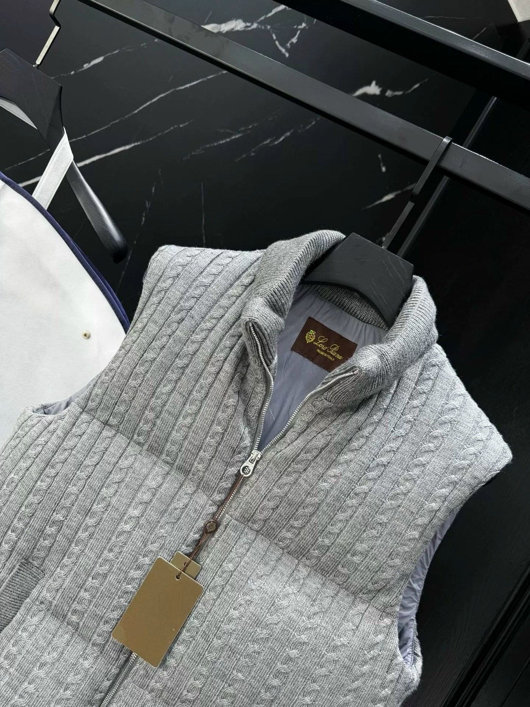 жилетка диор,жилет теплый,жилетка,жилет двусторонний,жилет