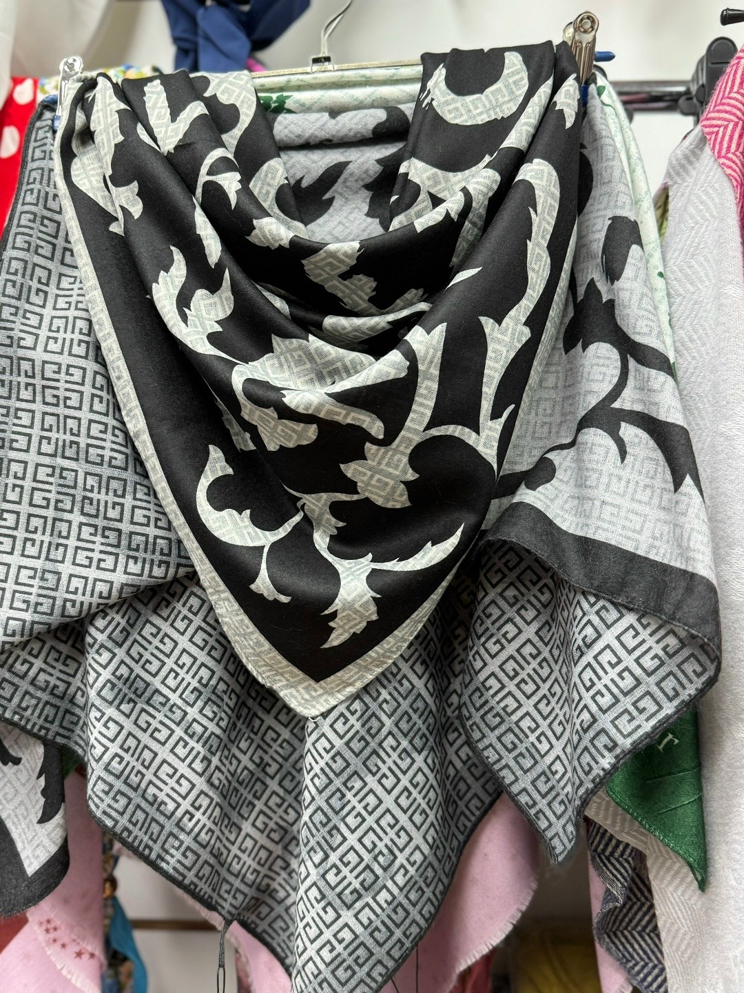 женские платки,платки шарф,кашемировый платок,брендовый платок,платок косынка женская