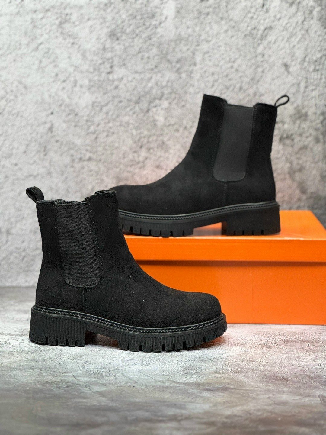 ,ботинки женские,ботинки челси баленсиага,ботинки демисезонные из натуральной замши tunuba,женская