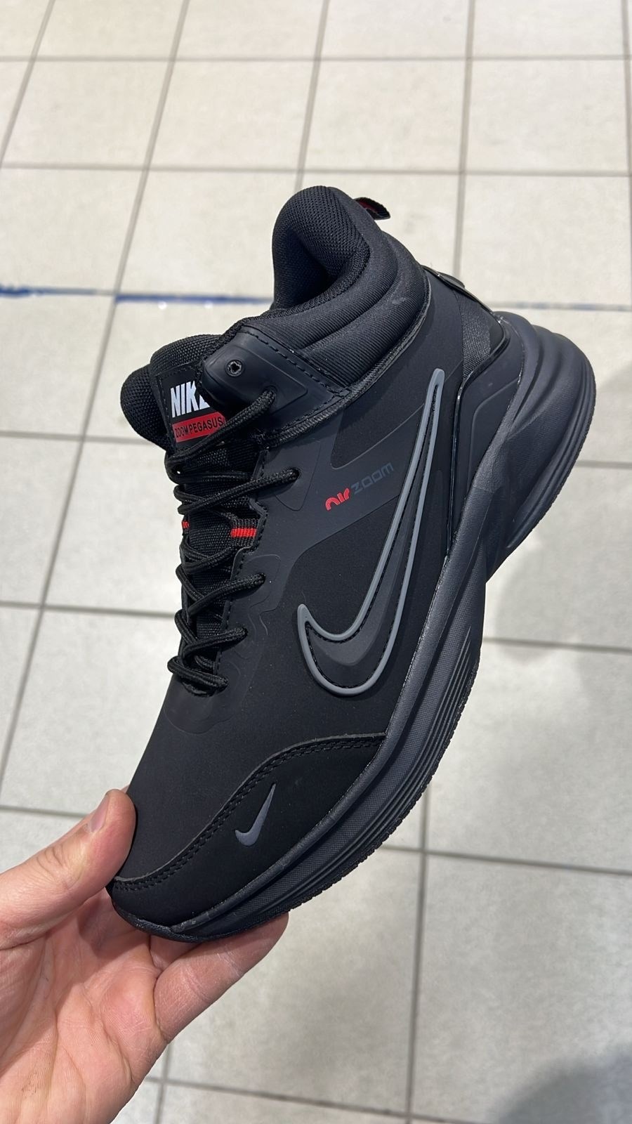 зимние кроссовки adidas,кроссовки мужские adidas,зимние кроссовки adidas climaproof мехом черные мужские ботинки адидас,зимние кроссовки с мехом adidas goretex 12406,кроссовки мужские зимние