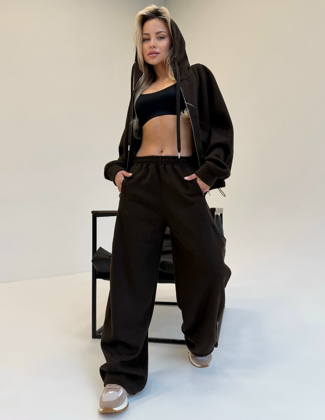 спортивный костюм,женский трикотажный костюм с брюками,костюм,костюм двойка брючный теплый темно-серый,трикотажные костюмы женские